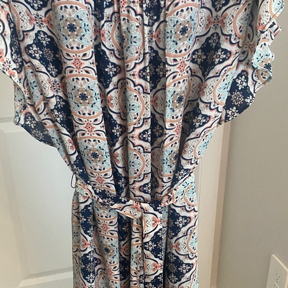 DR2 Geometric Print Midi Dress with Ruffle Sleeves - Picture 3 of 4